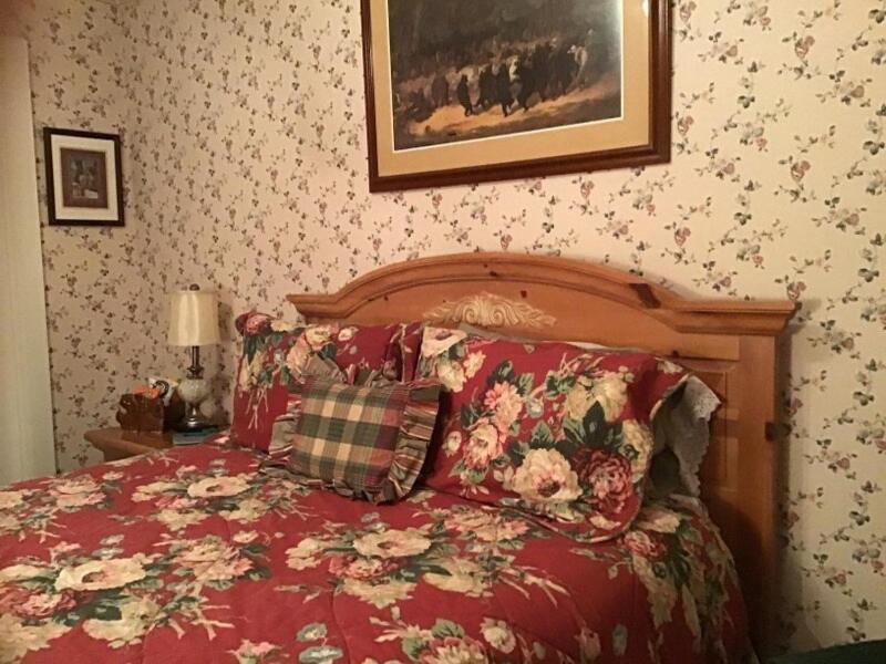Brookview Manor Inn Canadensis Экстерьер фото